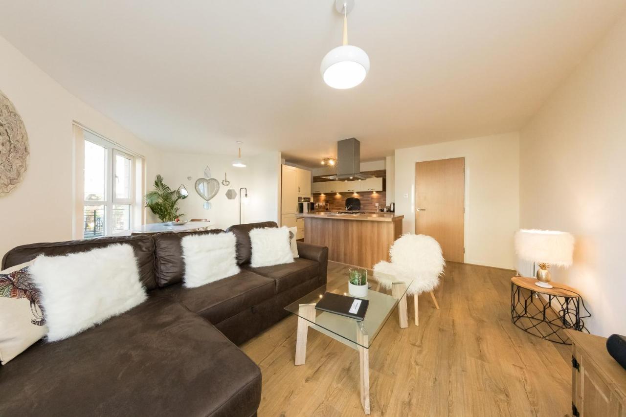 The Broch, Ground Floor City Centre Apartment, Sleeps 6 Perth Kültér fotó