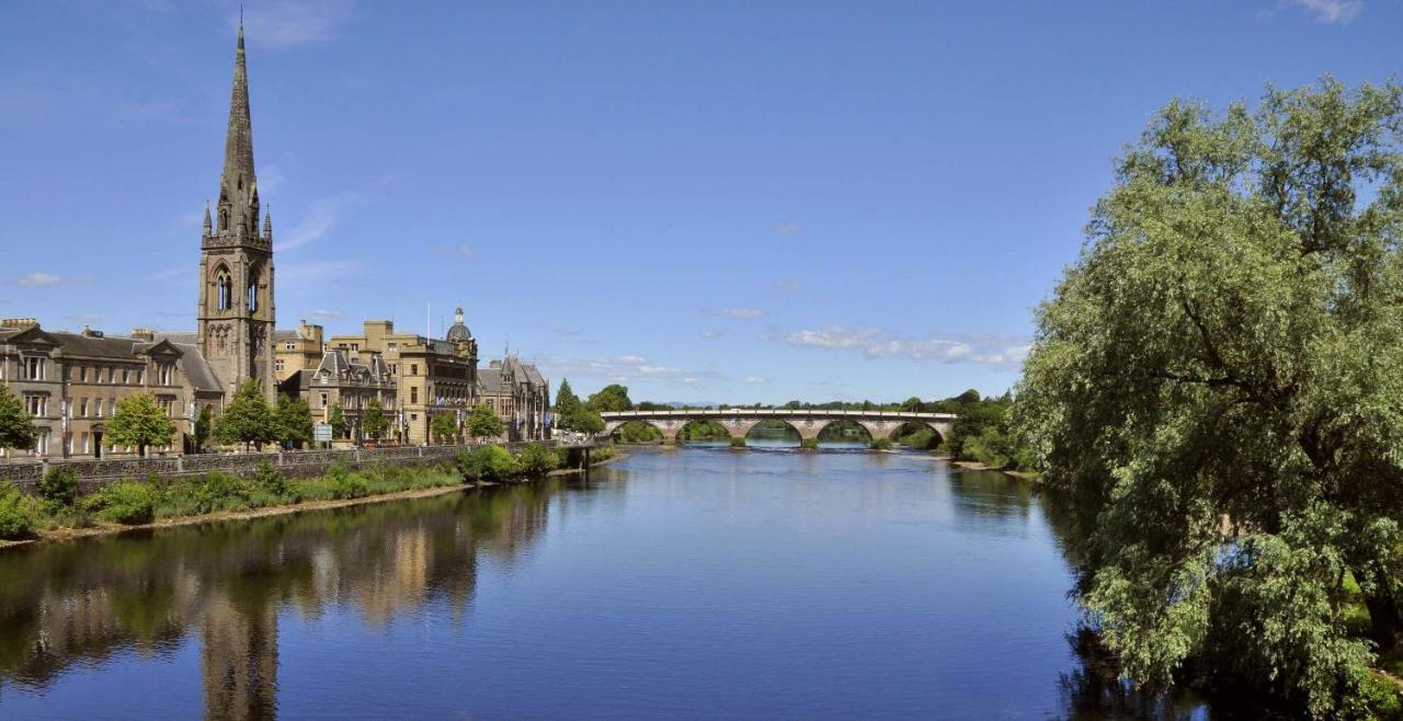 The Broch, Ground Floor City Centre Apartment, Sleeps 6 Perth Kültér fotó