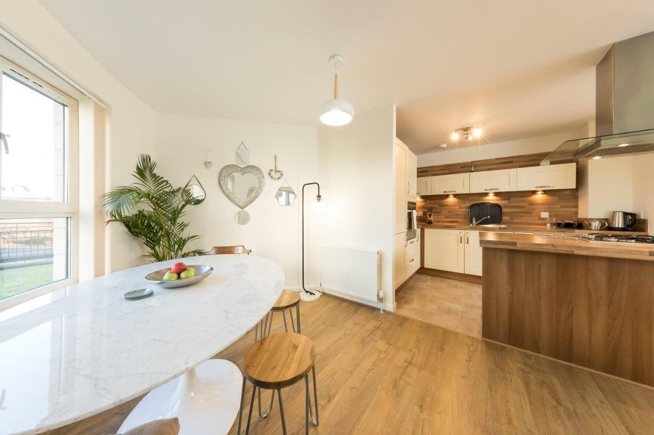 The Broch, Ground Floor City Centre Apartment, Sleeps 6 Perth Kültér fotó